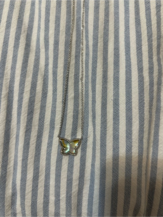Kendra Scott Jewelry - Kendra Scott Silver Butterfly Pendant Necklace in Iridescent Shell NWT